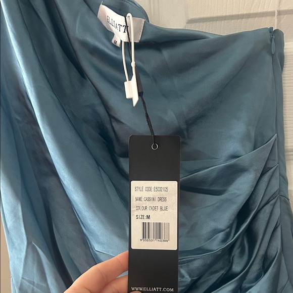 Elliatt Teal One-Shoulder Dress - Picture 2 of 2